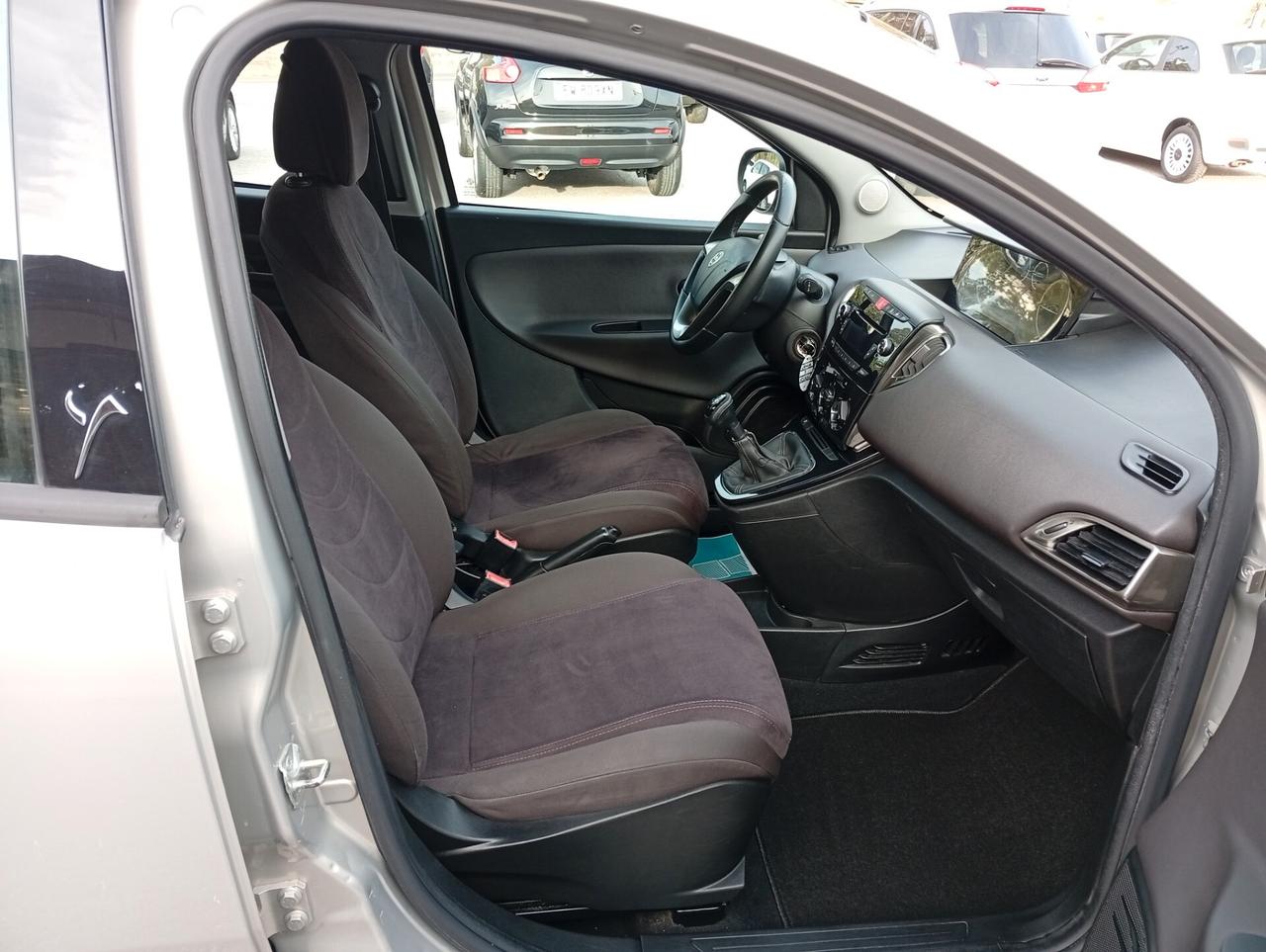 Lancia Ypsilon 1.3 MJT 16V 95 CV 5 porte S&S Platinum