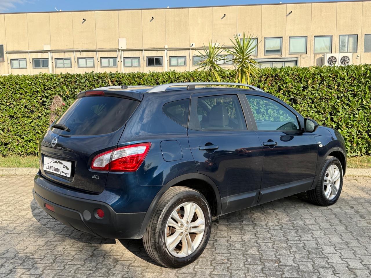 Nissan Qashqai 2.0 dCi 4x4 NAVI TETTO PANORAMICO