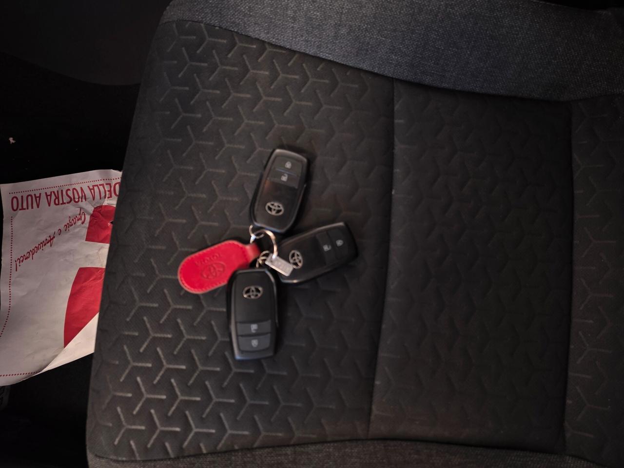 Toyota Yaris Cross 1.5 Hybrid 5p. E-CVT AWD-i Lounge