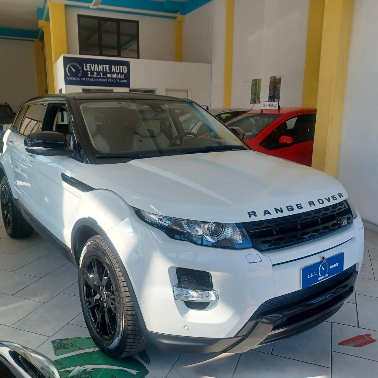 PERFETTO RR EVOQUE 2.2 TDI AUTOM 4X4 GARANZIA