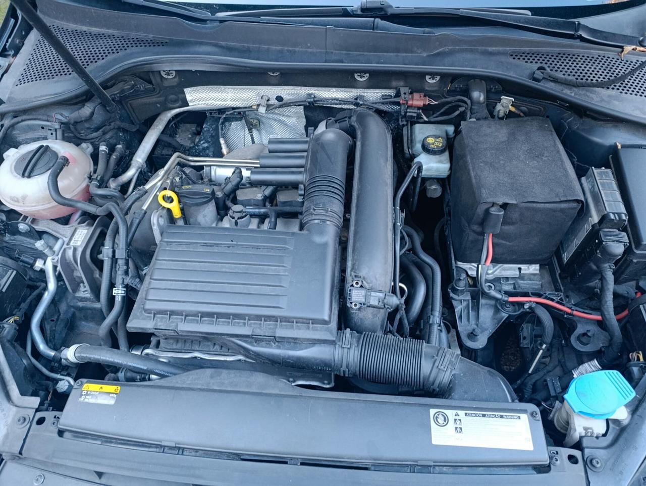 Volkswagen Golf 1.2 TSI 85 CV 5p. Trendline BlueMotion Technology - NEOPATENTATI