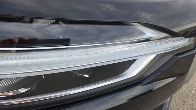 VOLVO XC60 B4 (d) AWD Geartronic Momentum PERMUTE