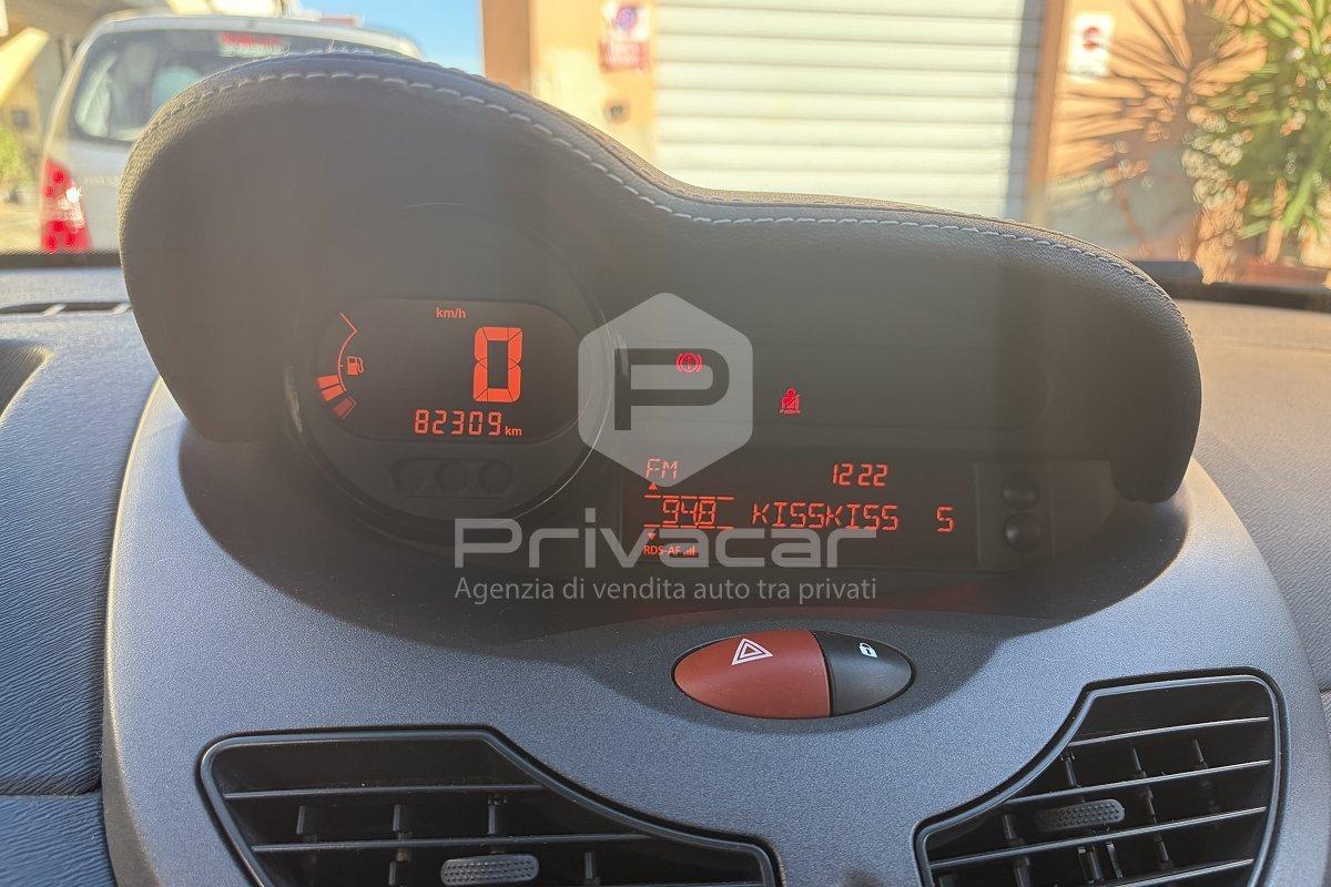 RENAULT Twingo 1.2 16V LEV SkyLight