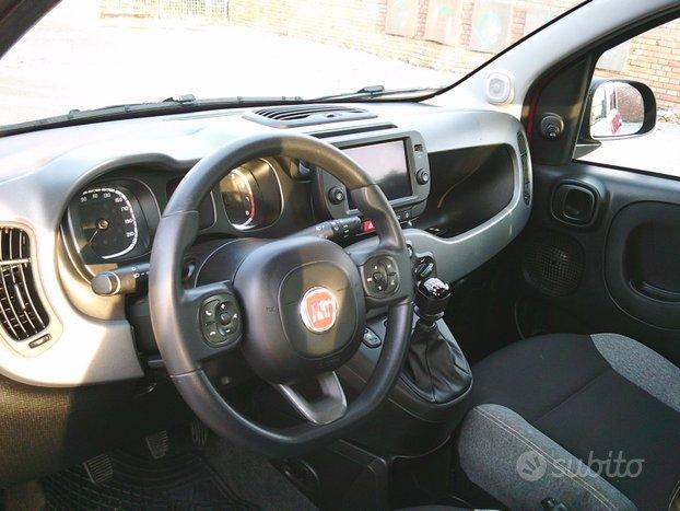 Fiat Panda Hybrid city life