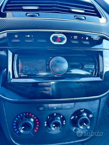 FIAT. PUNTO 1.4 N .POWER STREET 5 P METANO.