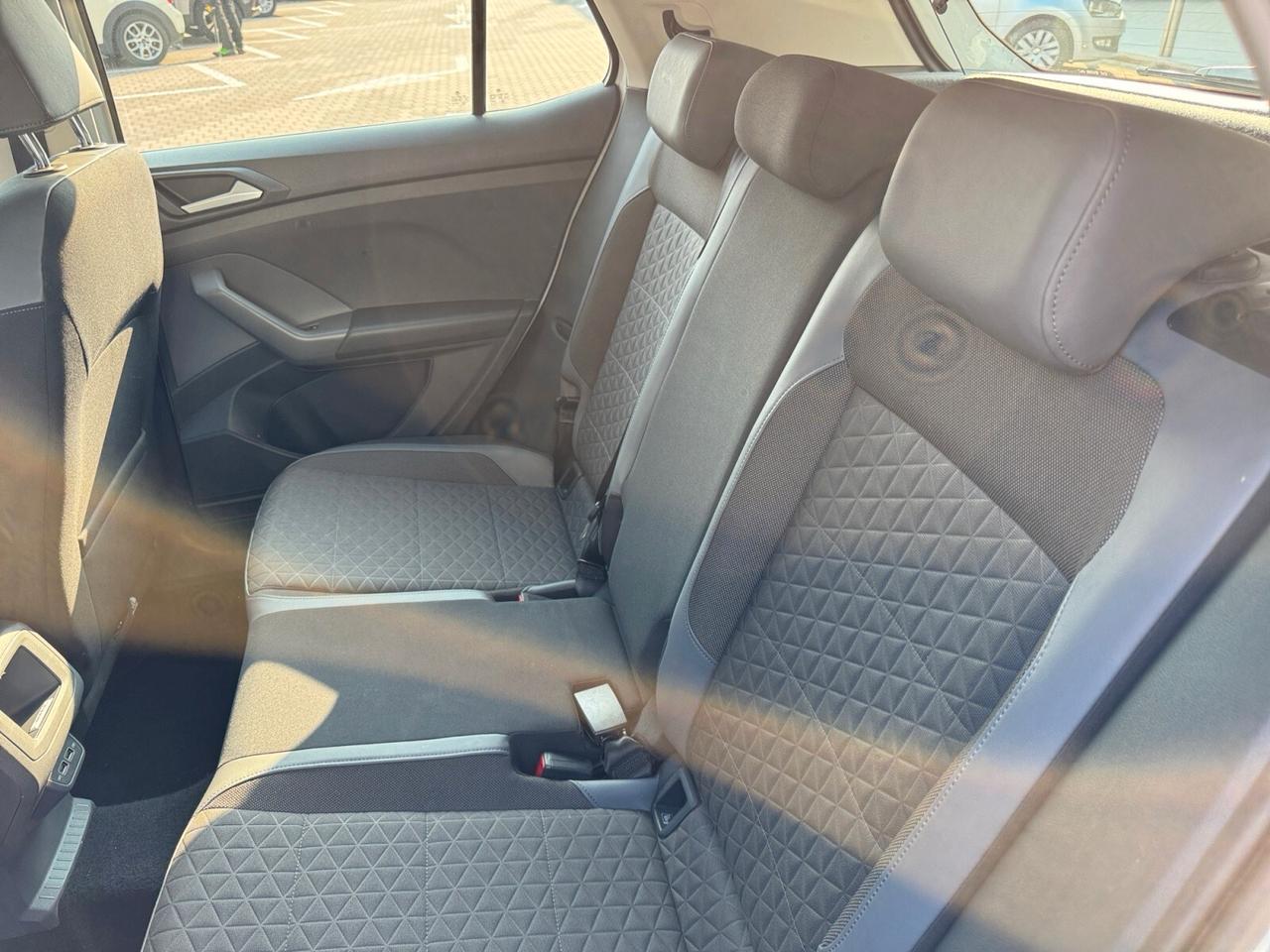 Volkswagen T-Cross 1.6 TDI DSG