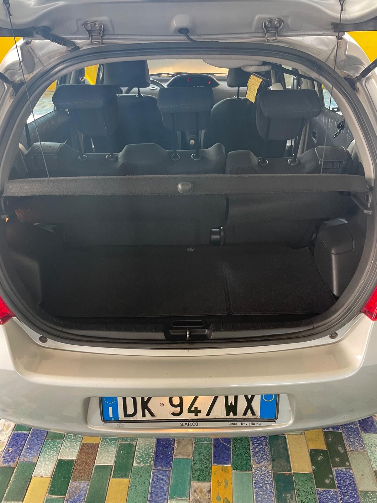 Toyota Yaris 1.3 5 porte