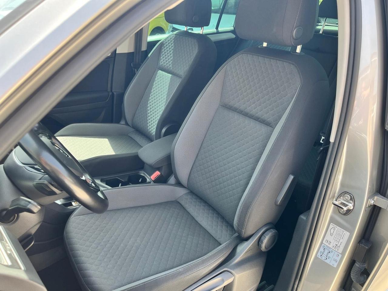 Volkswagen Tiguan 2.0 TDI SCR DSG 4MOTION Business BMT
