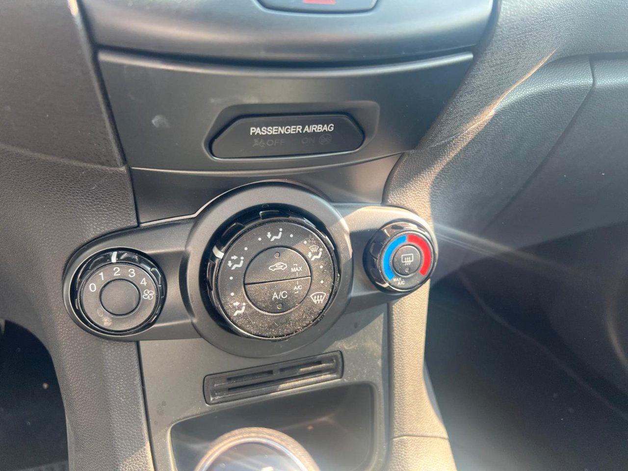 Ford Fiesta 5 Porte Fiesta 5p 1.0 Business 80cv E6