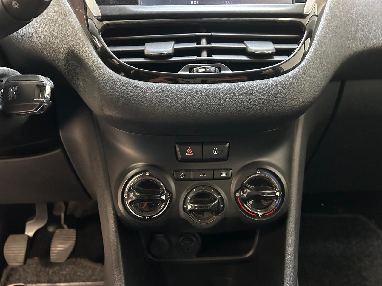 Peugeot 208 5p 1.4 vti 16v Active gpl 95cv
