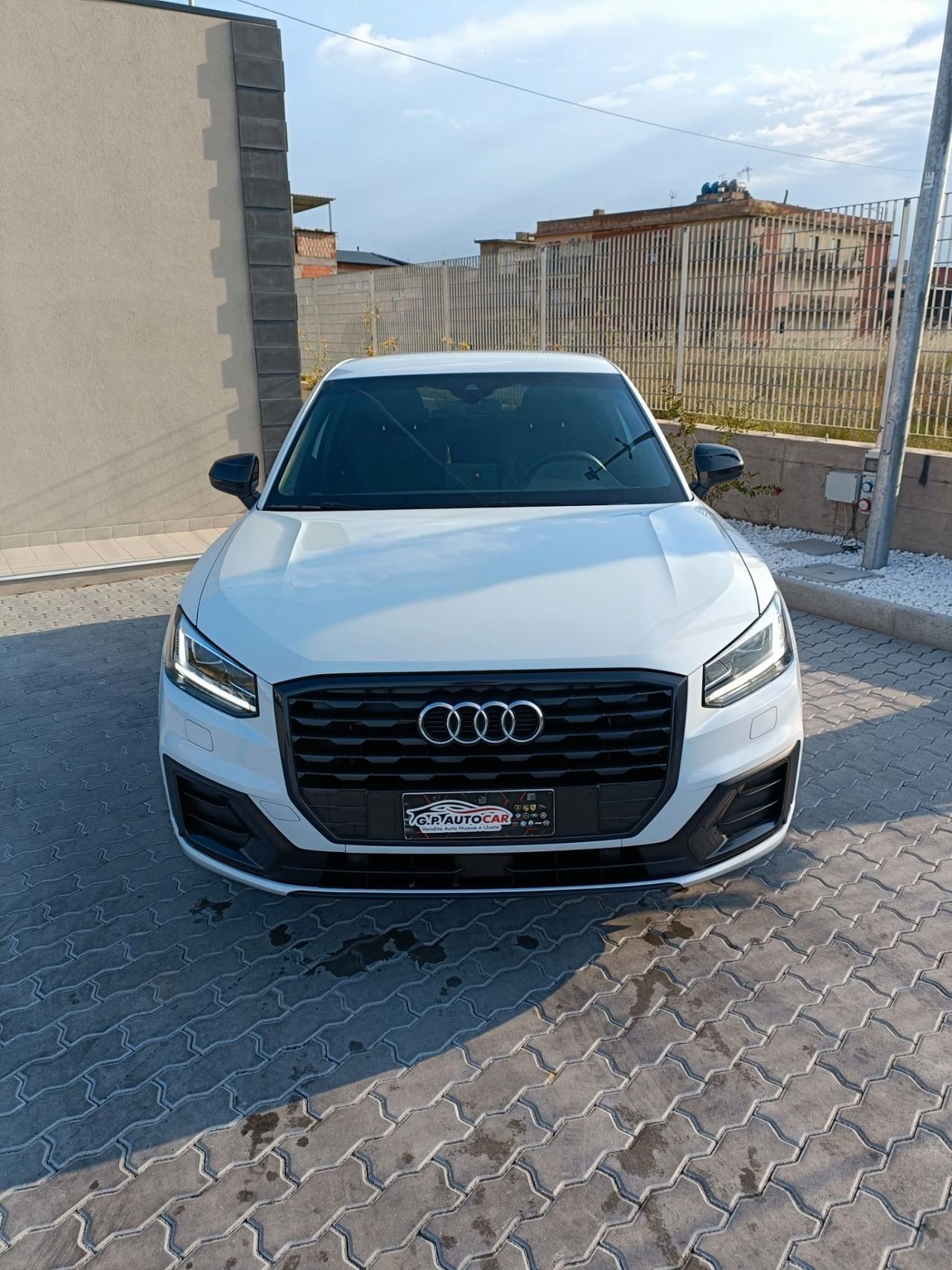 Audi Q2 30 TDI S line Edition/.