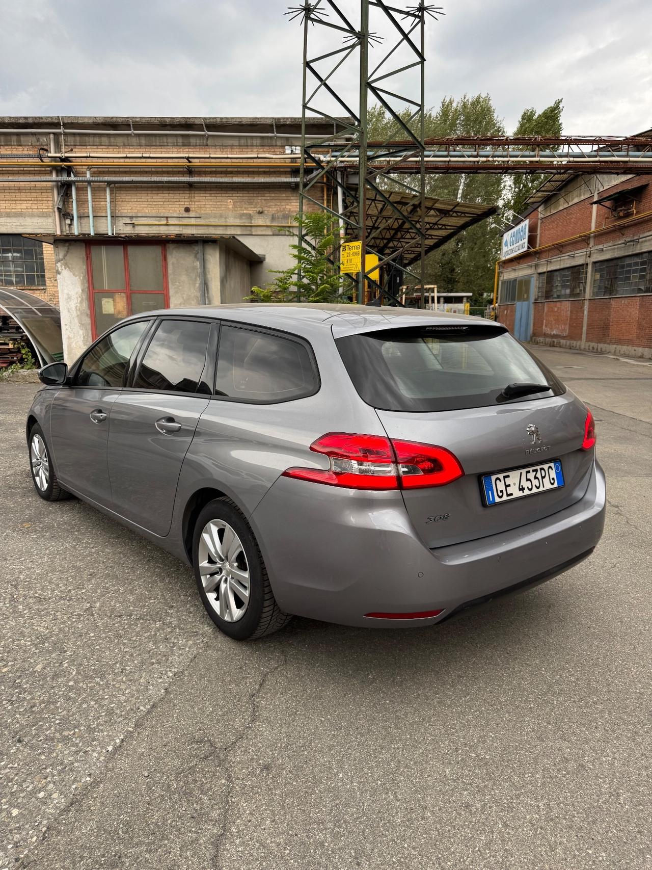 Peugeot 308 BlueHDi 130 S&S SW Allure