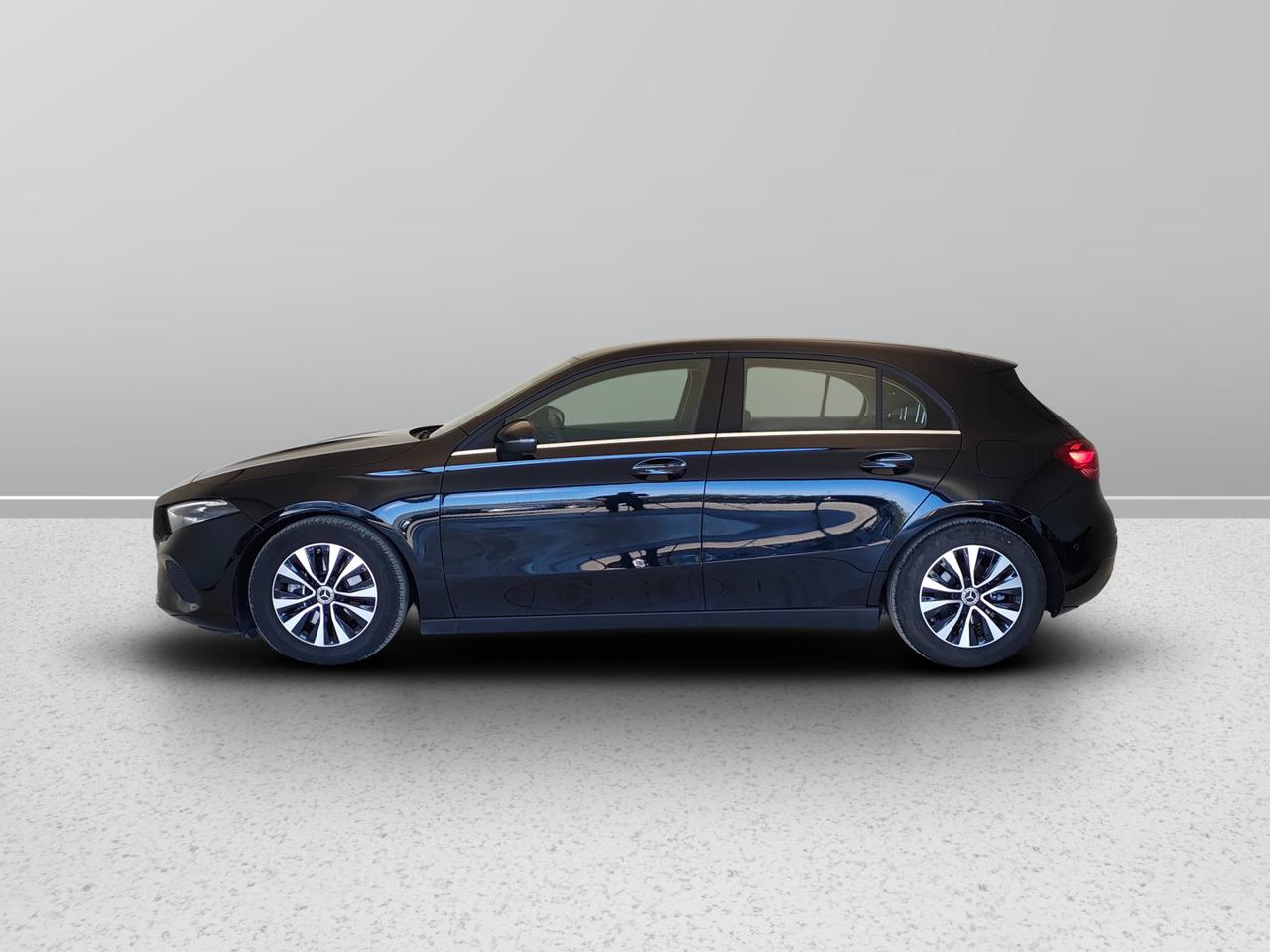 Mercedes-Benz Classe A - W177 2023 - A 180 d Advanced auto