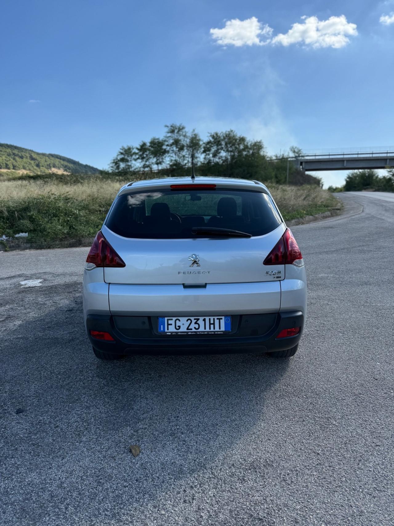 Peugeot 3008 BlueHDi 120 EAT6 S&S Allure
