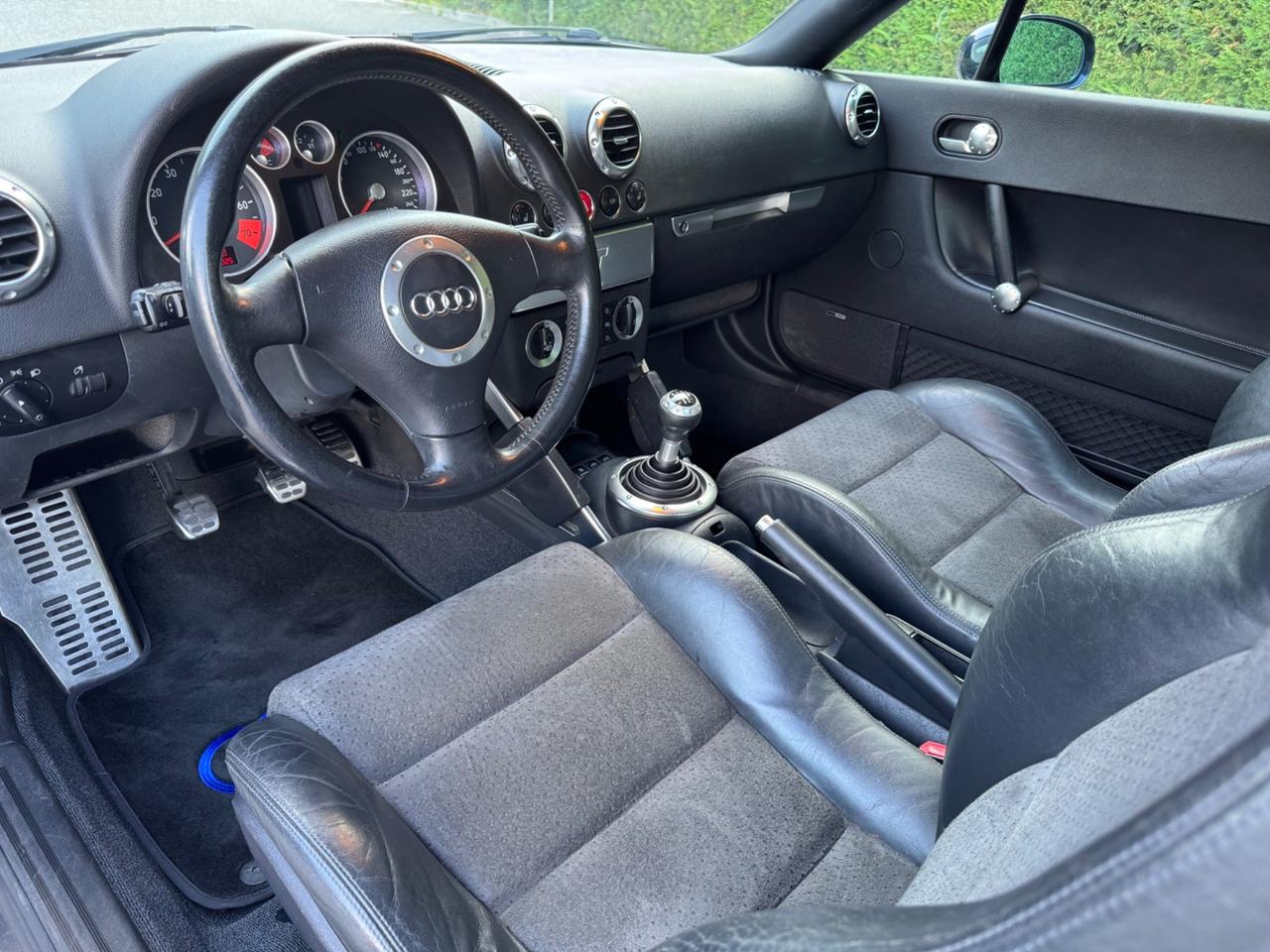 Audi TT Roadster 1.8T 179cv