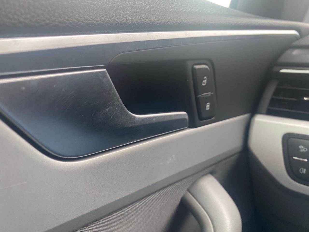 Audi A4 35 TDI/163 CV S tronic Business