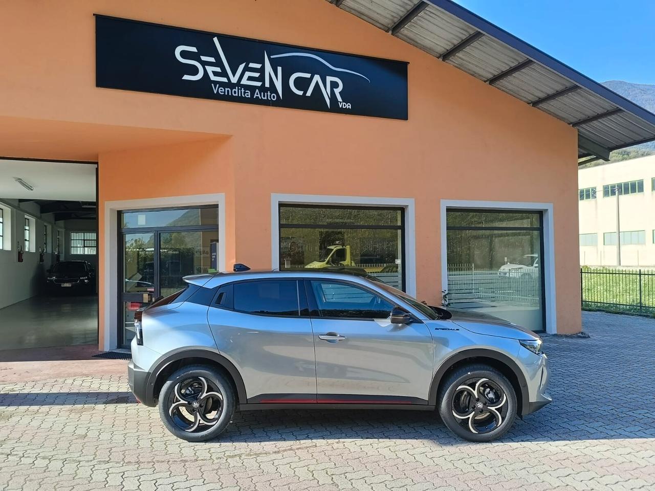 Alfa Romeo Junior 1.2 136 CV Hybrid eDCT6 Speciale