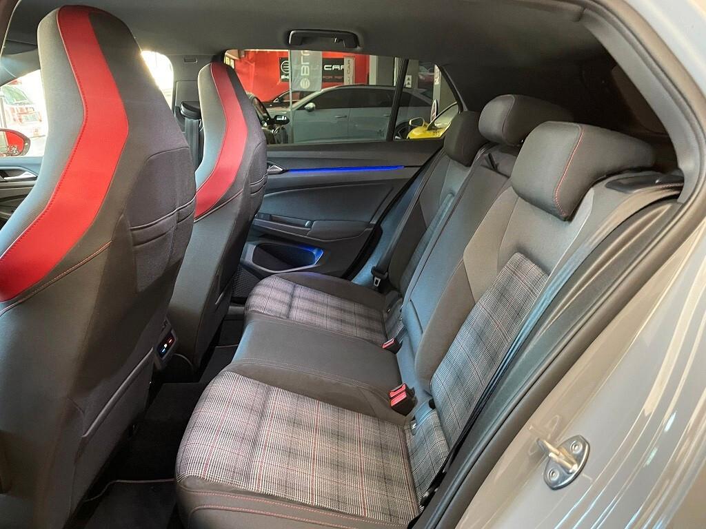VOLKSWAGEN GOLF GTI PERFORMANCE 245cv DSG