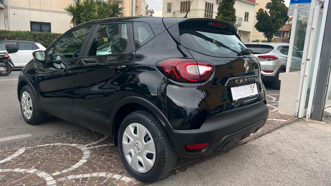 Renault Captur dCi 8V 90 CV Life Imm.ta AUTOCARRO