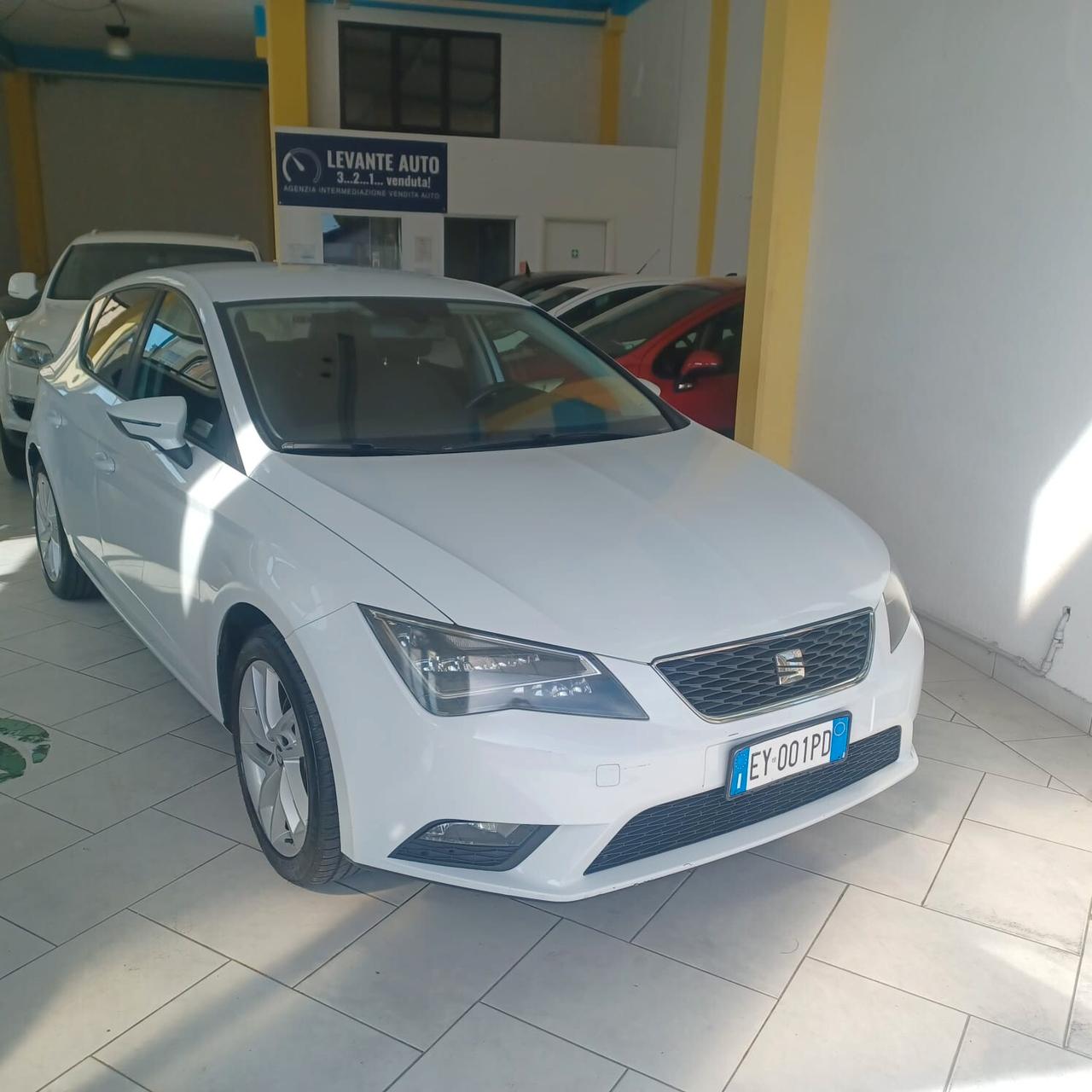 REGOLARMENTE TAGLIANDATA LEON 1.6 TDI PERFETTA