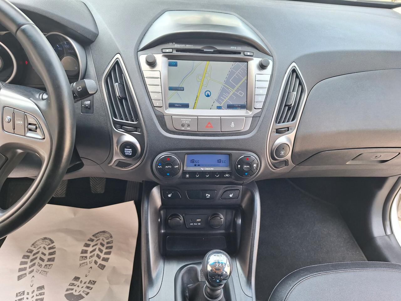 Hyundai iX35 1.7 CRDi 2WD Xpossible NAVI CAMERA 2015