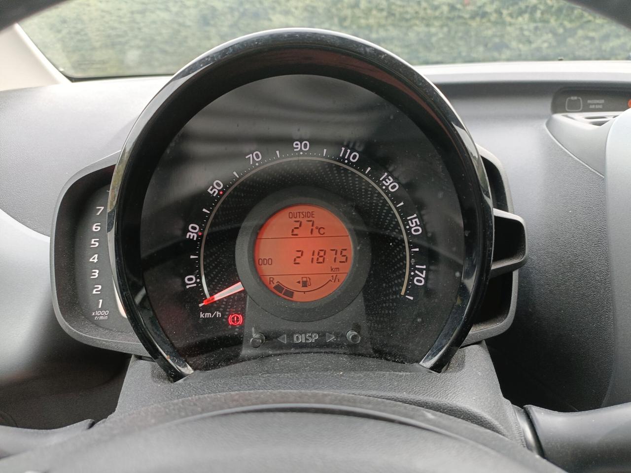 Toyota Aygo Connect 1.0 VVT-i 72 CV 5 porte x-clusiv