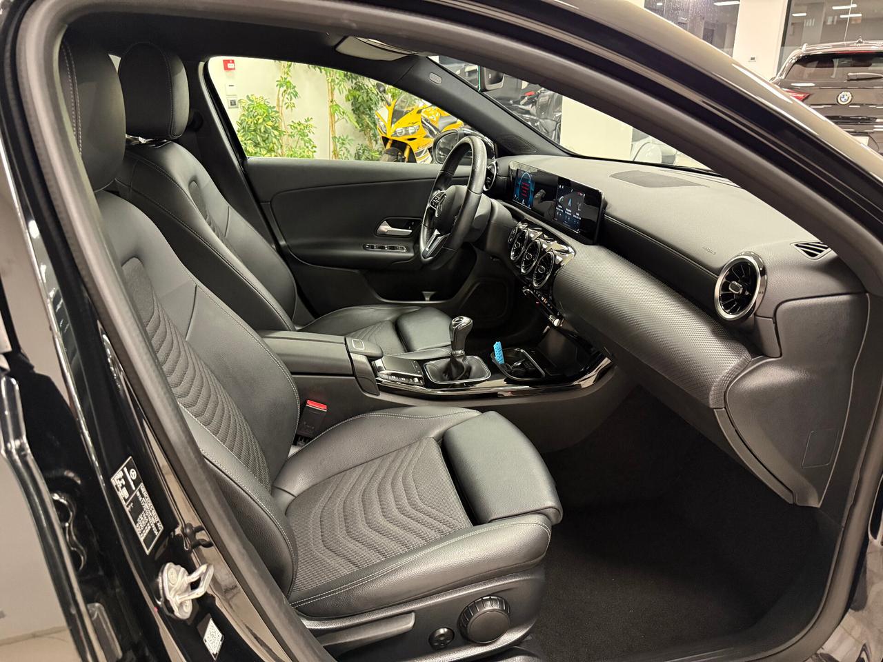Mercedes-benz A 180 d Business 116CV - 2021
