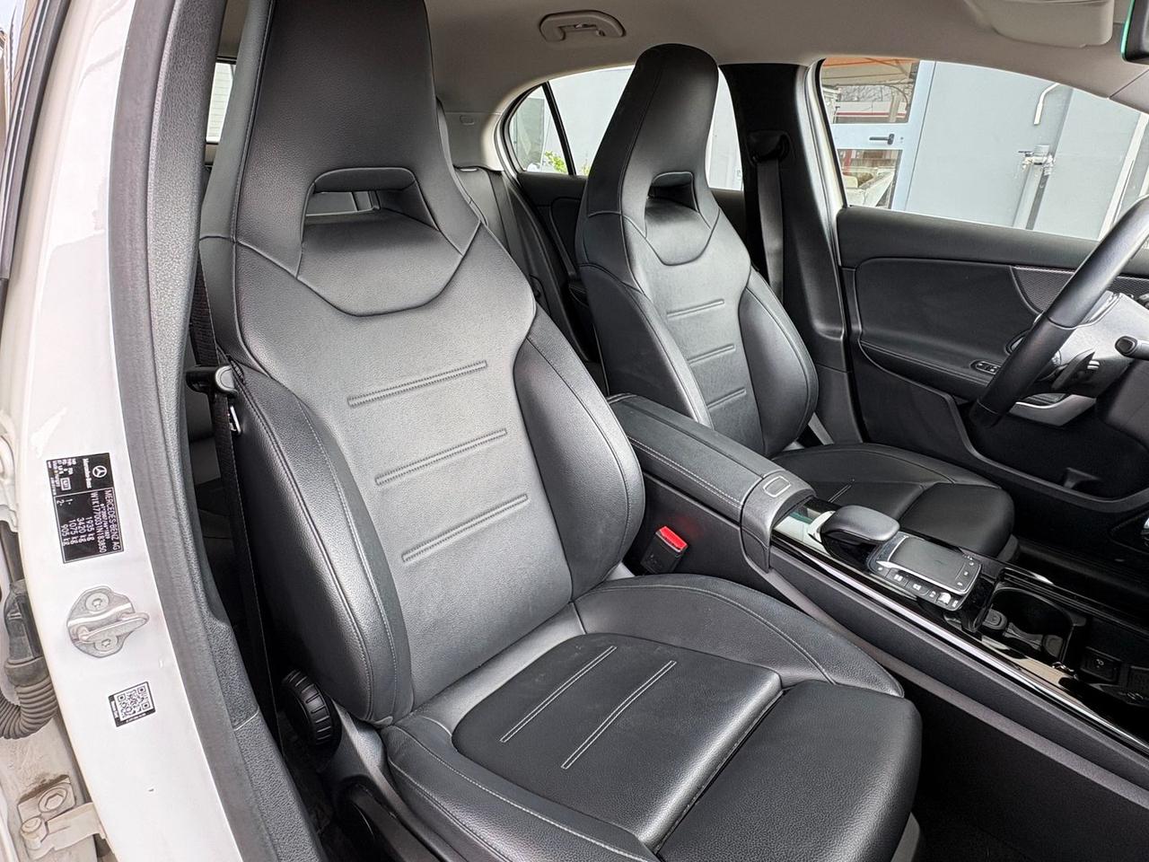 Mercedes-Benz A 180 Business Plus A 180 D #9757