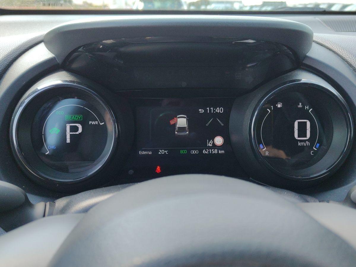 TOYOTA Yaris IV 2020 - Yaris 1.5h Style