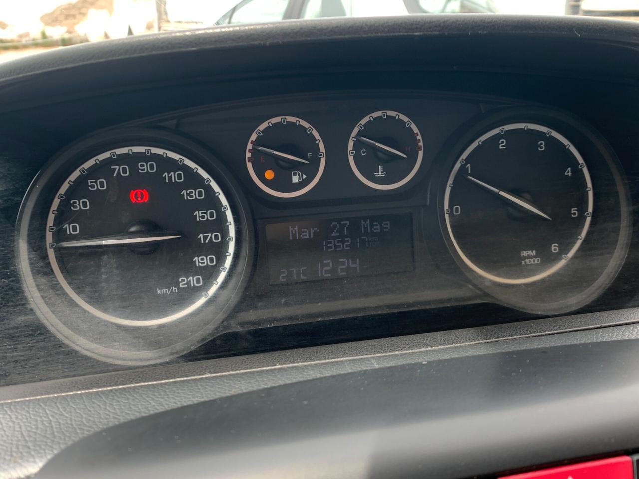 Lancia Ypsilon 1.3 MJT 95CV 5P
