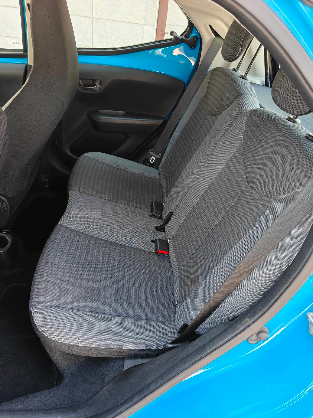 Toyota Aygo 1.0 VVT-i 72 CV 5 porte x-fun