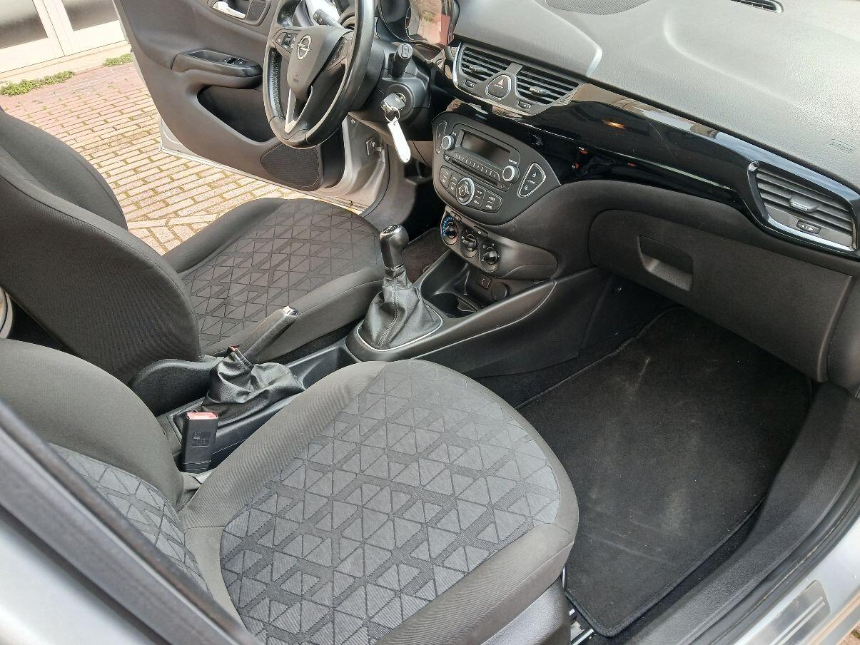 Opel Corsa 1.2 "motore a catena"