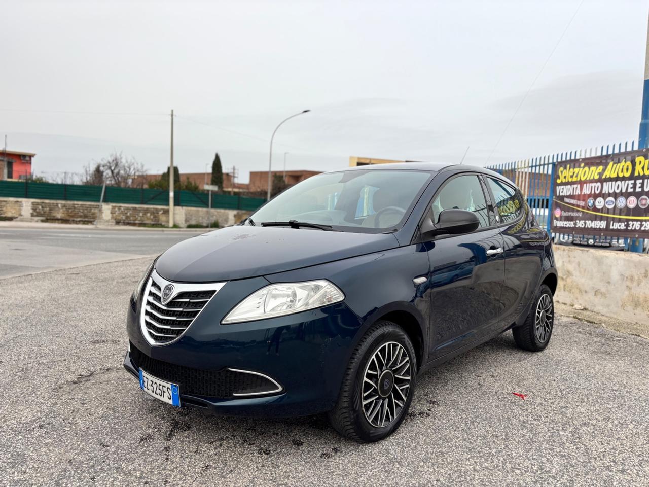 Lancia Ypsilon 0.9 TwinAir 85 CV 5 porte S&S DFN 30th Anniversary