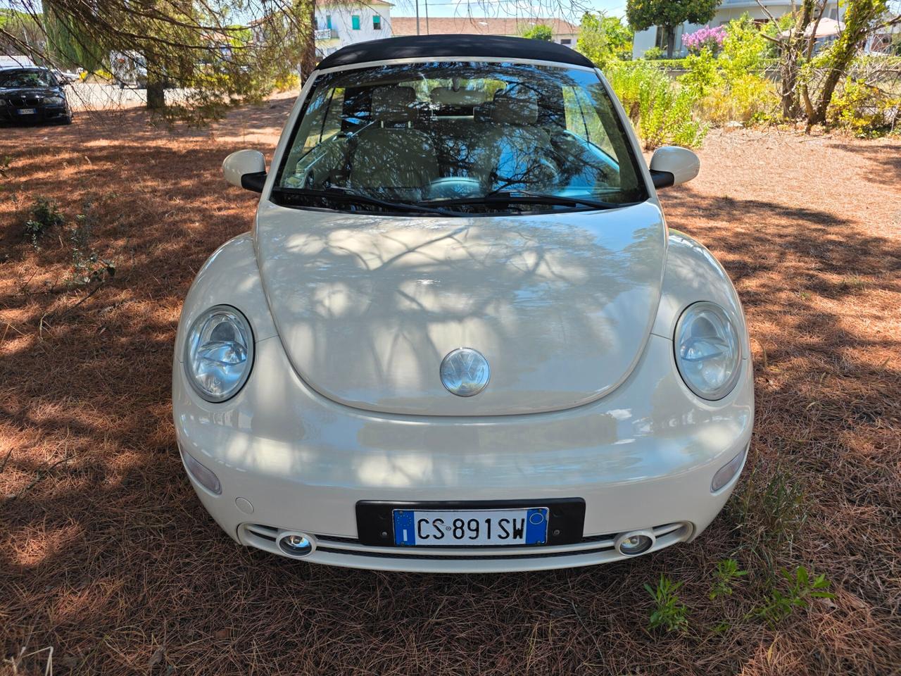 Volkswagen New Beetle 1.6 Cabrio