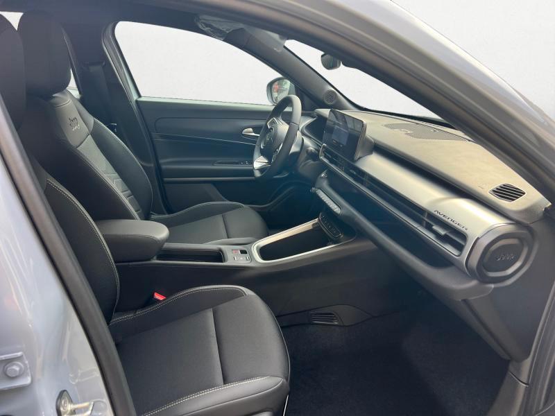 Jeep Avenger 1.2 turbo e-hybrid mhev Altitude 110cv edct6 KM0