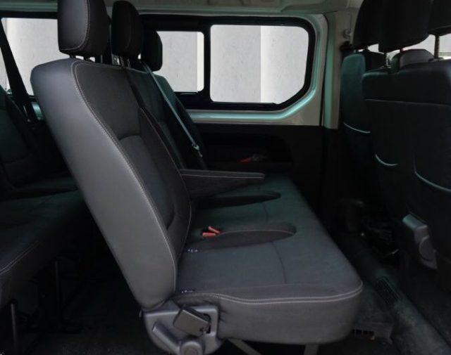 RENAULT Trafic 2000 DCI ZEN 120 CV L2H1 9 POSTI