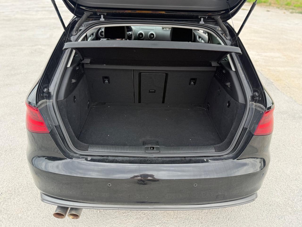 Audi A3 1.6 TDi EURO6B incidentata/sinistrata