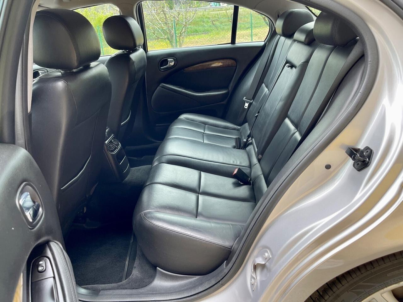 Jaguar S-Type 2.7D 152kw V6 UNICO PROPRIETARIO 12-