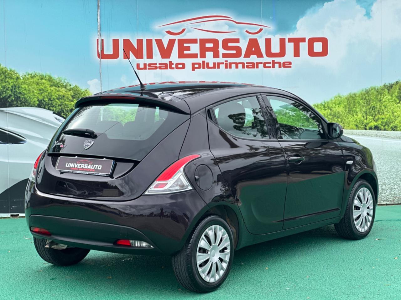 Lancia Ypsilon 1.2 Benzina 69cv Elefantino 2014
