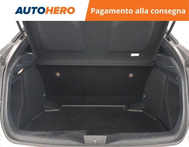 TOYOTA C-HR 1.8 Hybrid E-CVT Business