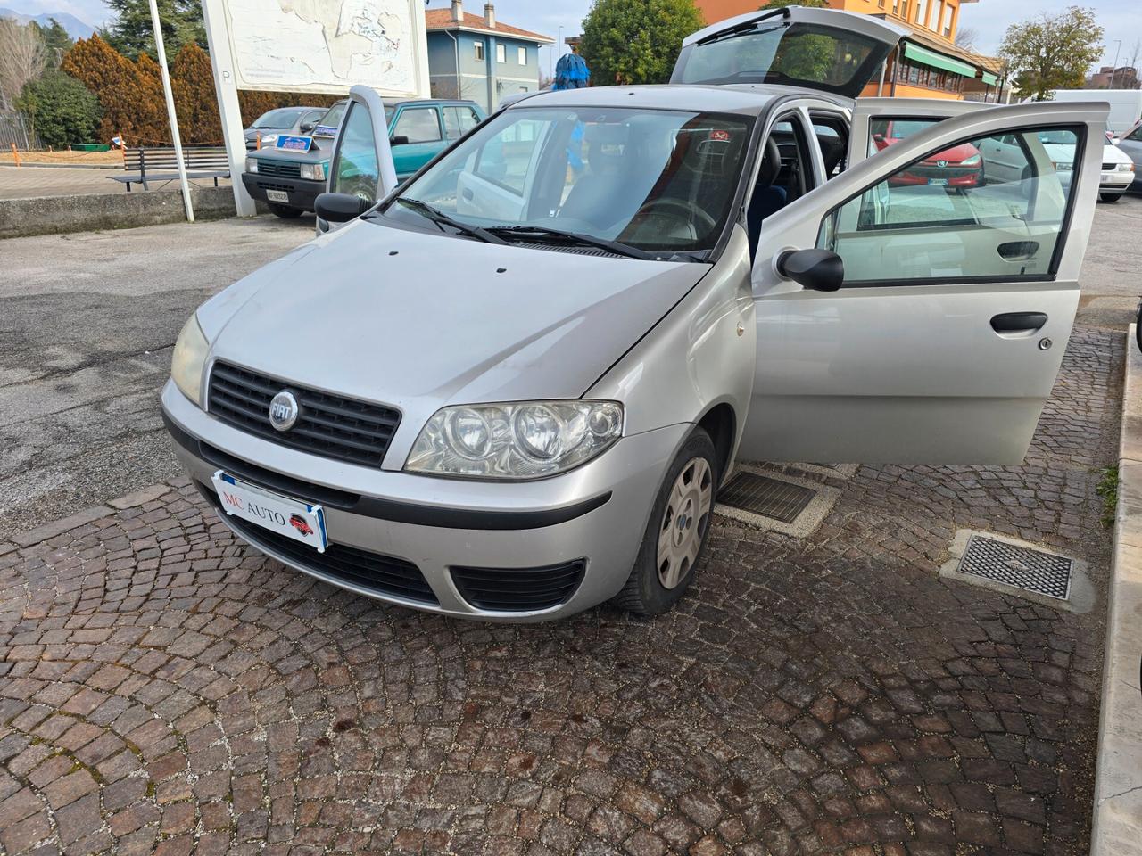 Fiat Punto 1.2i cat 5 porte ELX