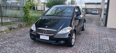 Mercedes A 150 benzina neopatentati