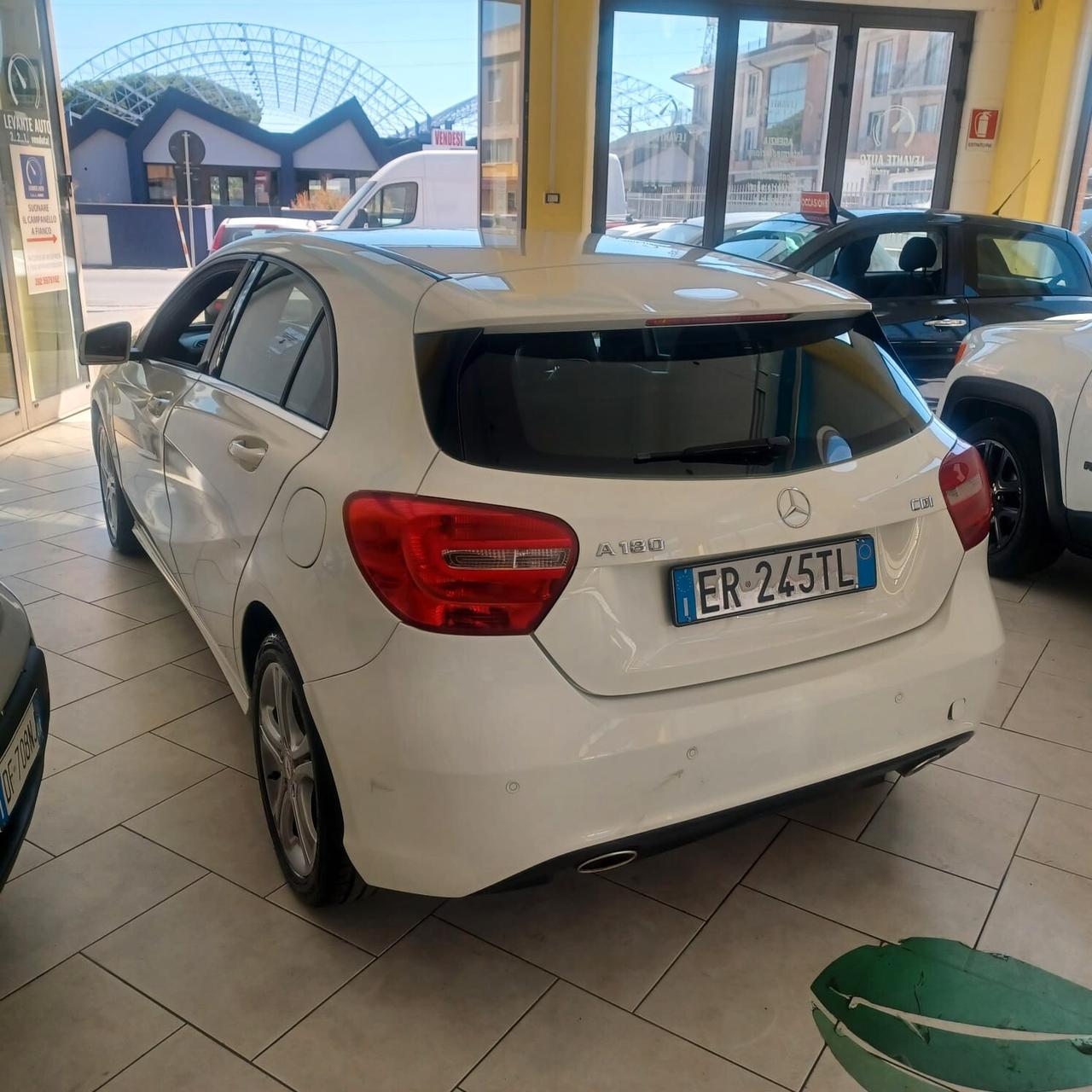 BUONE CONDIZIONI CLASSE A 180 1.5 TDI
