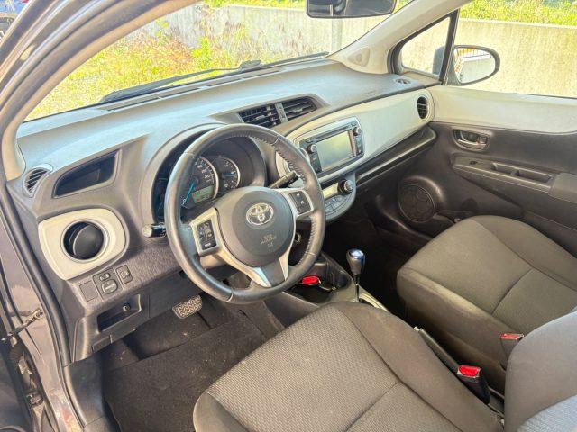 TOYOTA Yaris 1.5 Hybrid 5 porte Lounge AUTOMATICA OK NEOPATENTA