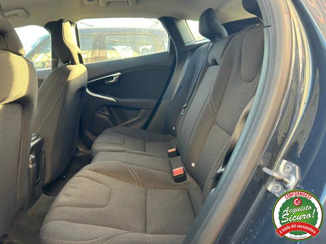 VOLVO V40 D2 Business Navi