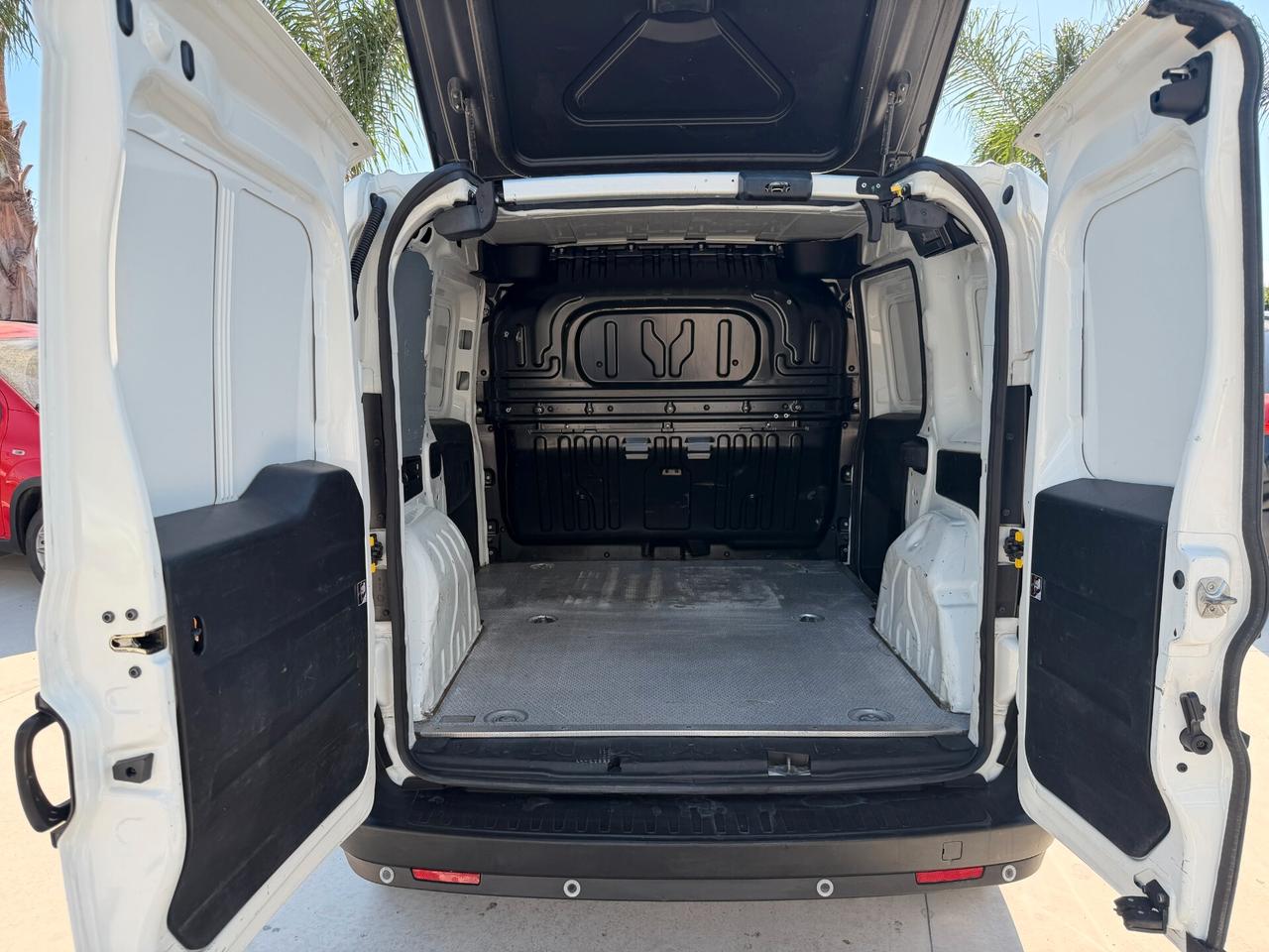 FIAT DOBLO' 2020 1.6 DIESEL 120 CV *TETTO CON RIALZO