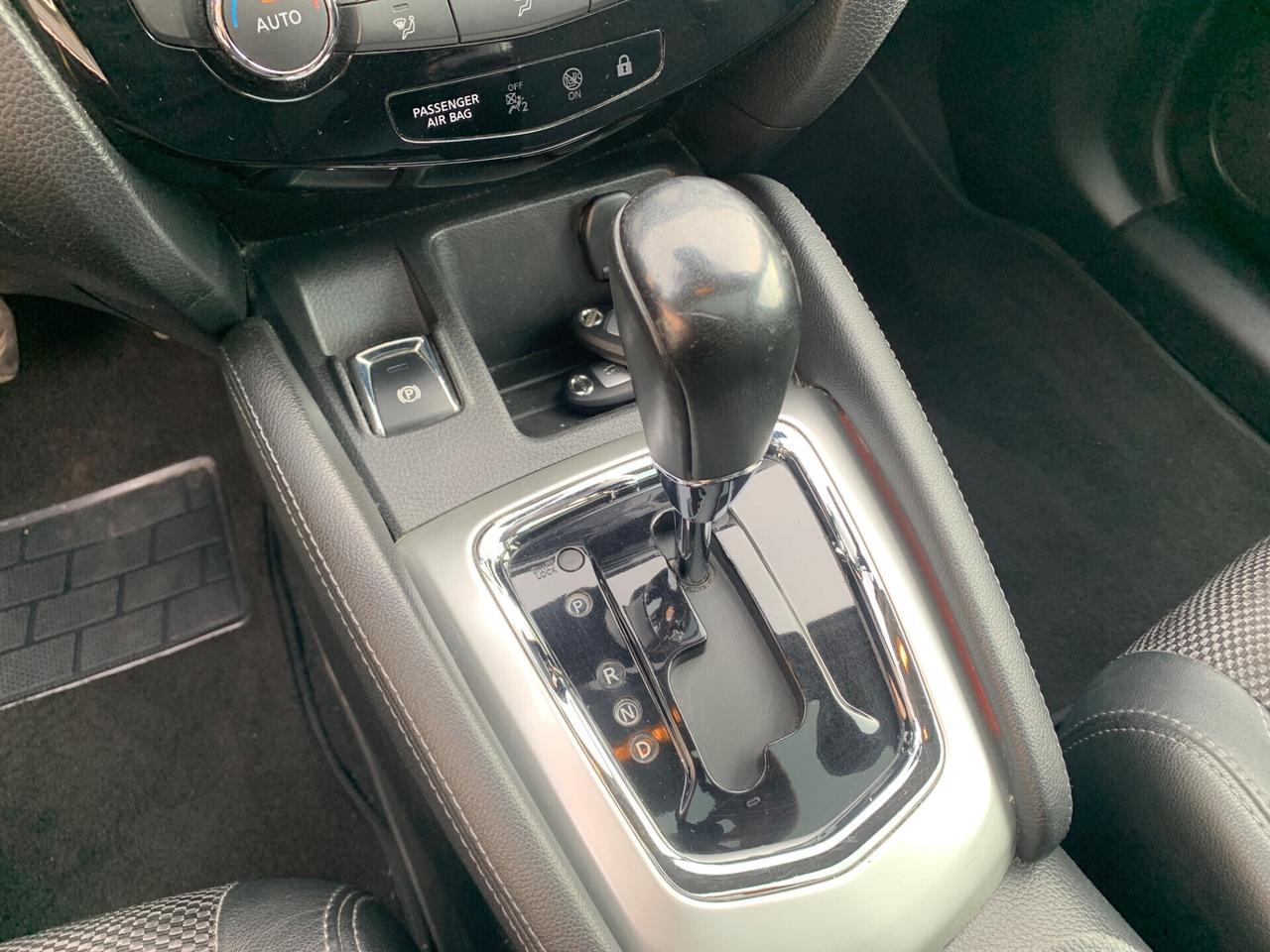 Nissan Qashqai 1.6 dCi DPF Tekna