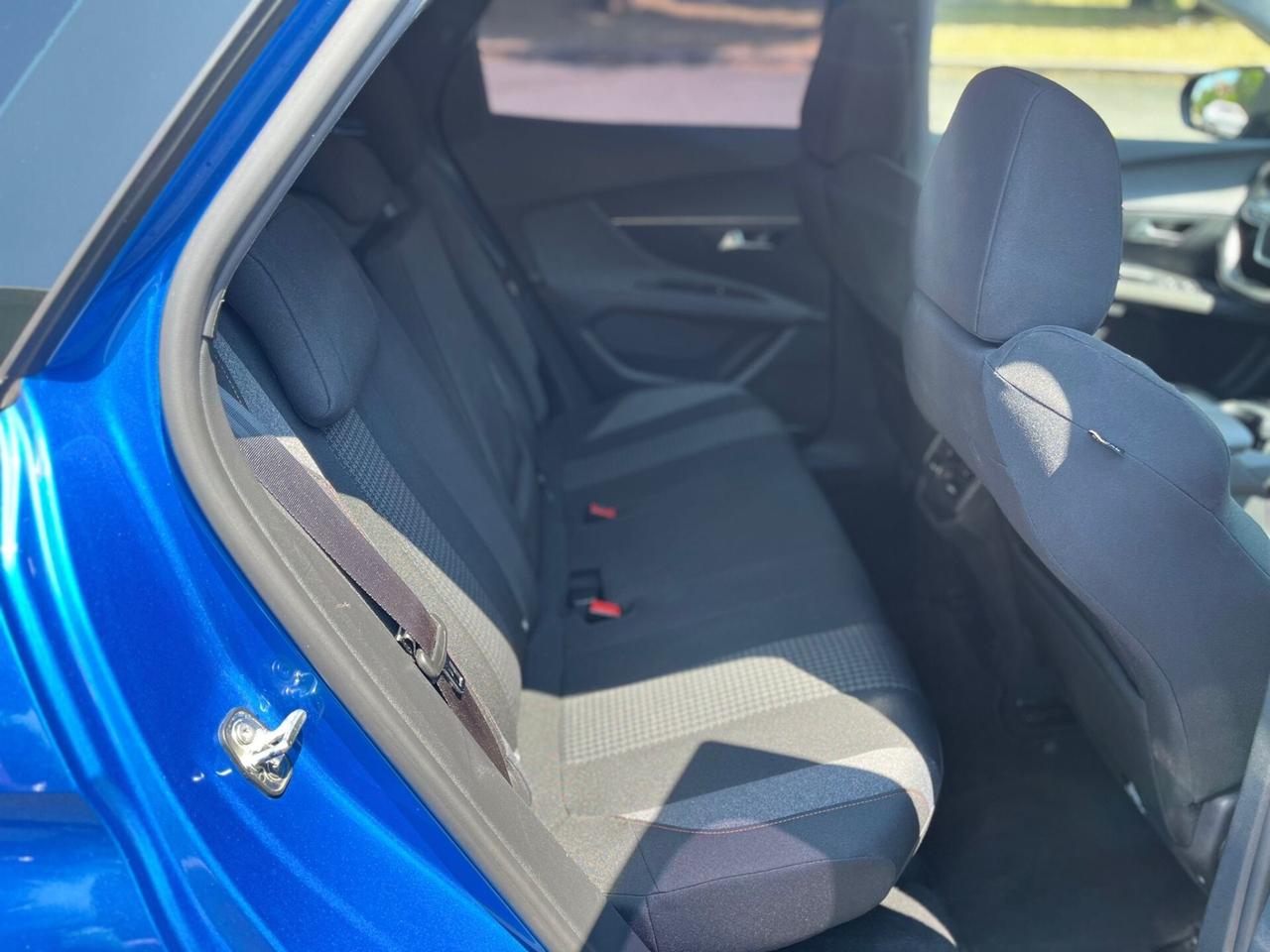Peugeot 3008 1.5 Diesel 131cv EAT8 anno 05/2021