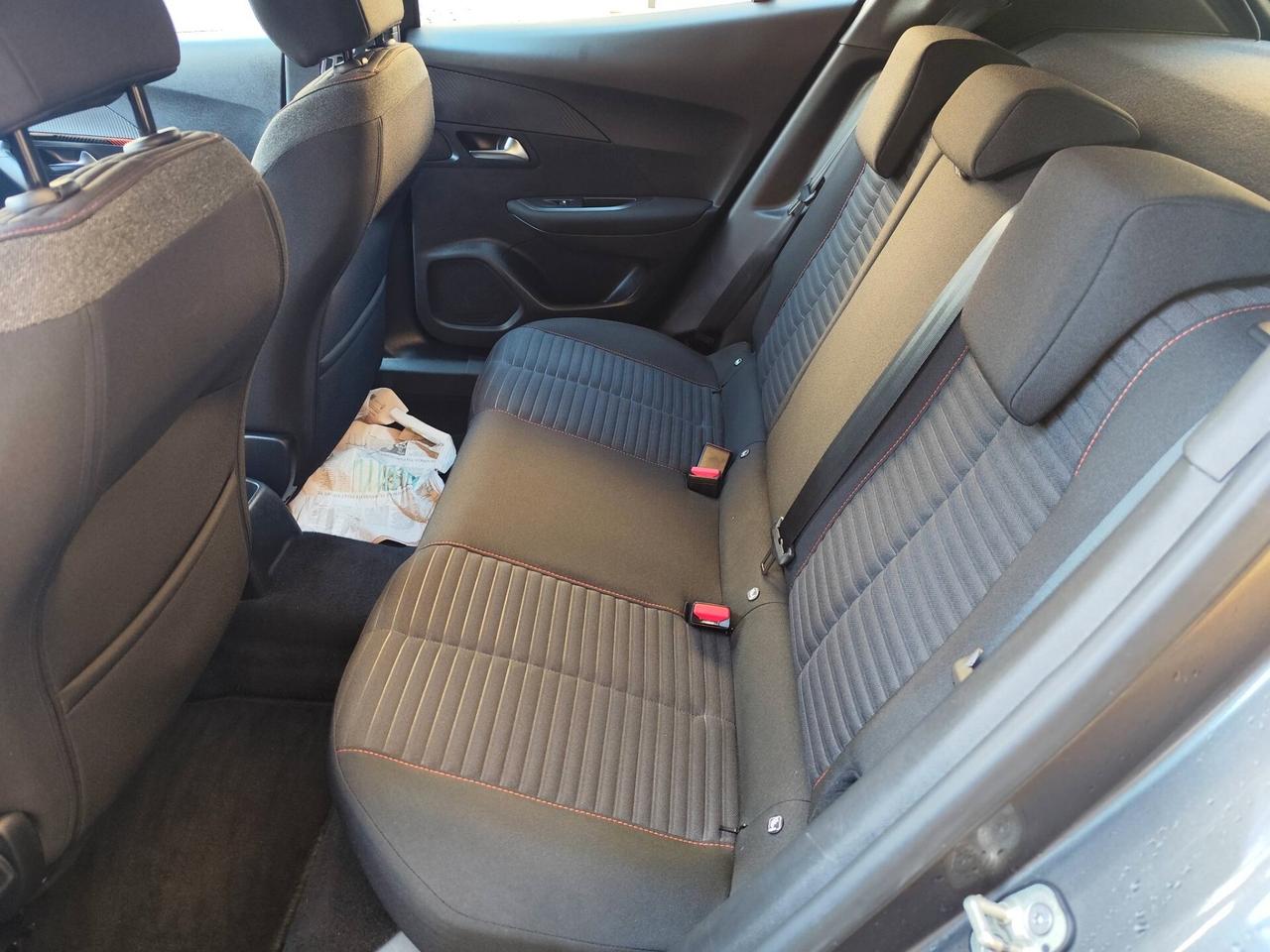 Peugeot 2008 1.5 Business 110cv - 2021