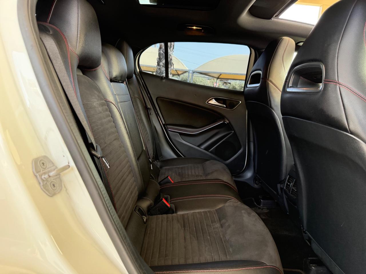Mercedes-benz GLA 220 d Automatic 4Matic Premium